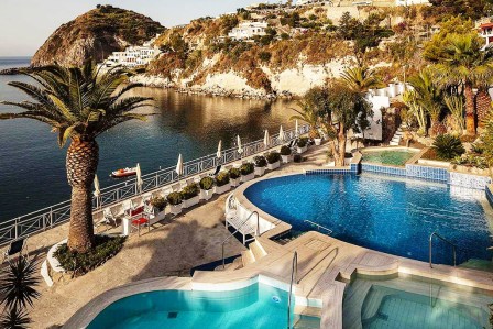il parco termale aphrodite di Sant'Angelo a serrara fontana isola d'ischia